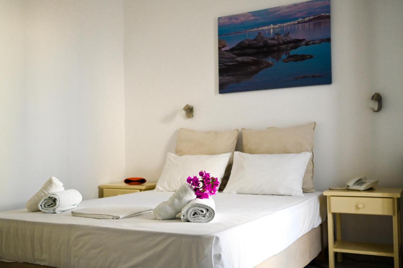 Beachfront Bocamviglies Rooms - Naoussa Bespoke View Eksteriør billede