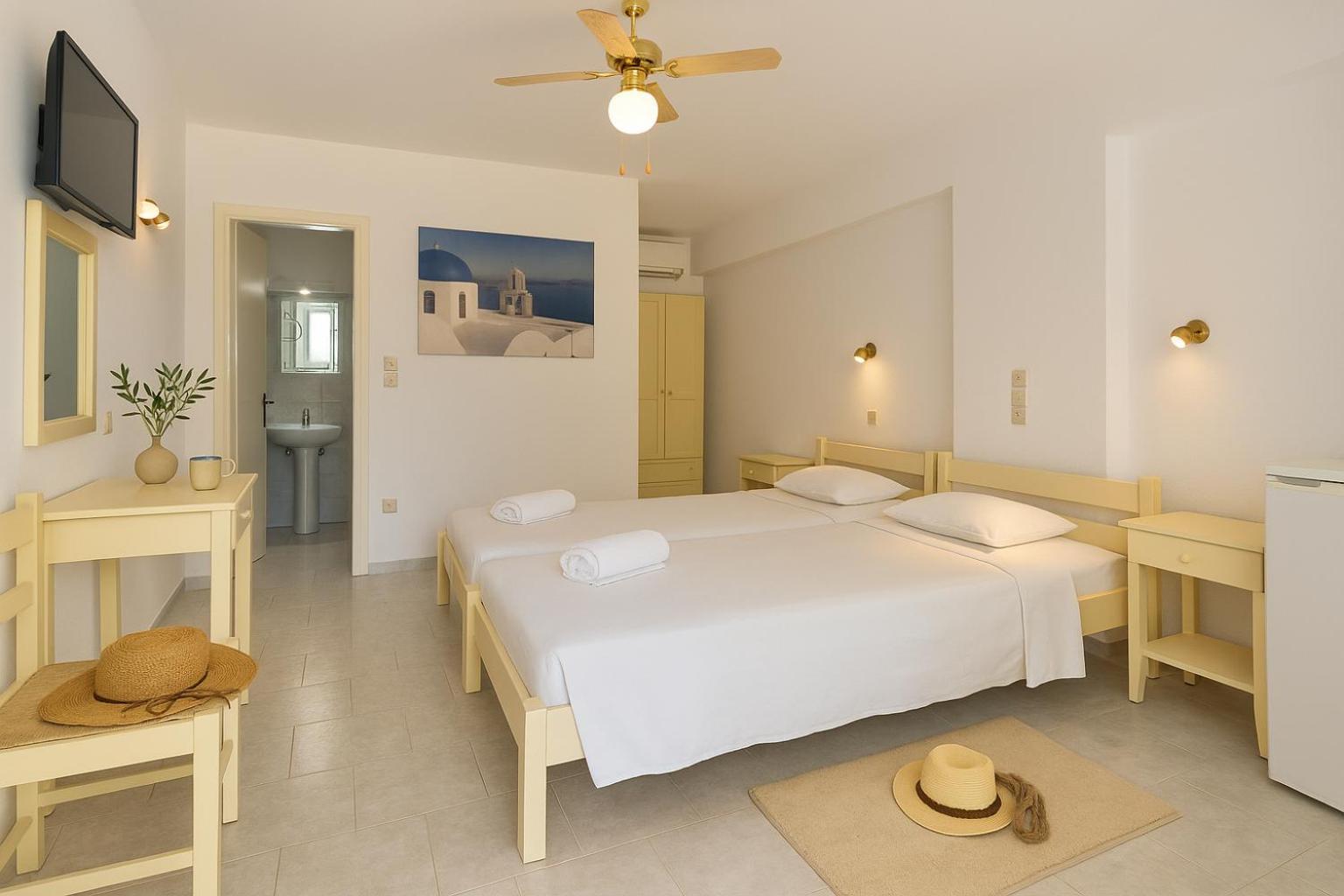 Beachfront Bocamviglies Rooms - Naoussa Bespoke View Eksteriør billede